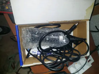 Máquina de cortar pelo Oster A6 Slim 3 velocidades - miniatura 2