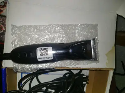 Máquina de cortar pelo Oster A6 Slim 3 velocidades - miniatura 4