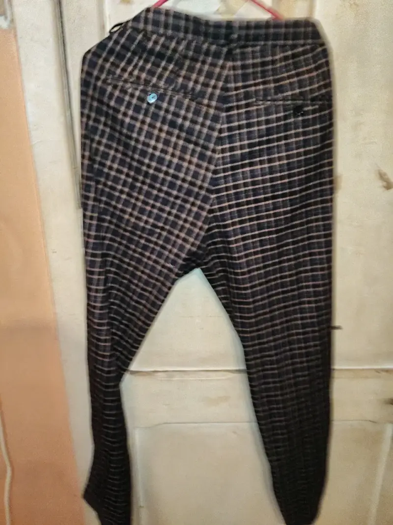 Pantalones de tela a cuadros para hombre