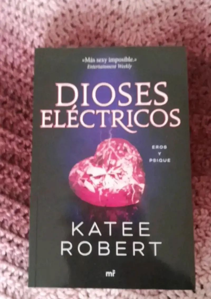 Libro 'Dioses Eléctricos' de Katee Robert