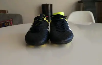 Zapatillas  fútbol Adidas negras  amarillas N 33,5 - miniatura 4