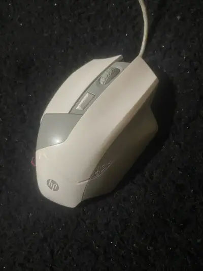 Mouse HP óptico con cable color blanco - miniatura 1
