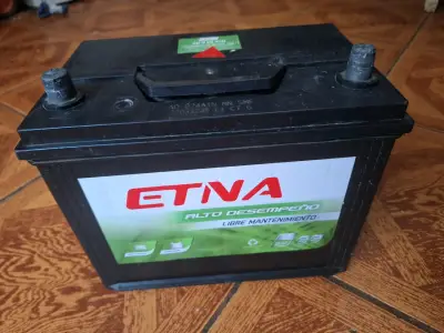 Batería de auto ETNA alto desempeño - miniatura 3