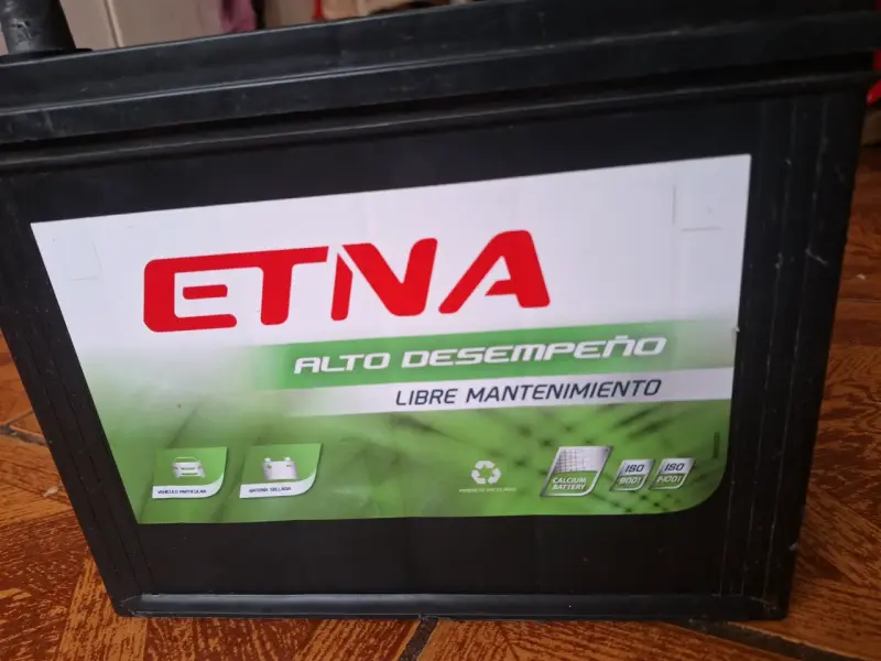 Batería de auto ETNA alto desempeño - 5