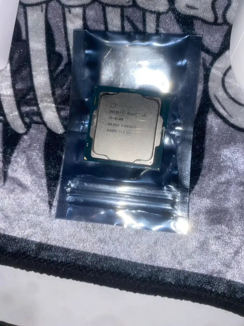 Procesador Intel Core i3-8100 3.6GHz - 1