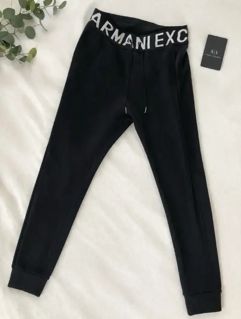Pantalones deportivos negros Armani Exchange