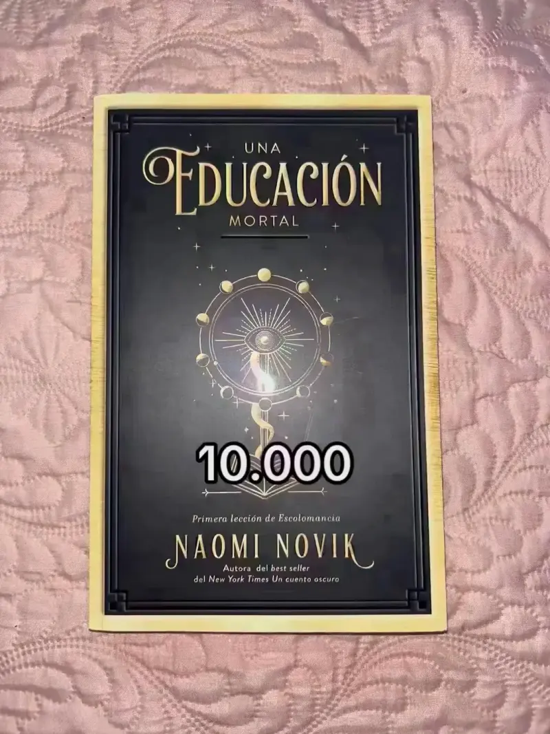 Libro 'Una Educación Mortal' de Naomi Novik