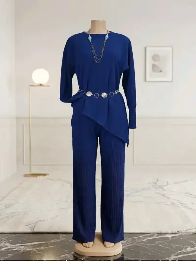 Conjunto de pantalón y blusa azul - miniatura 1