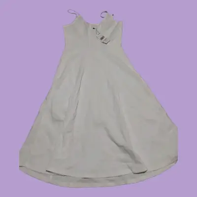 Vestido blanco casual sin mangas elegante - miniatura 1