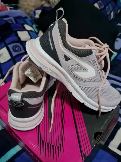 Zapatillas deportivas para mujer Kalenji grises - miniatura 1