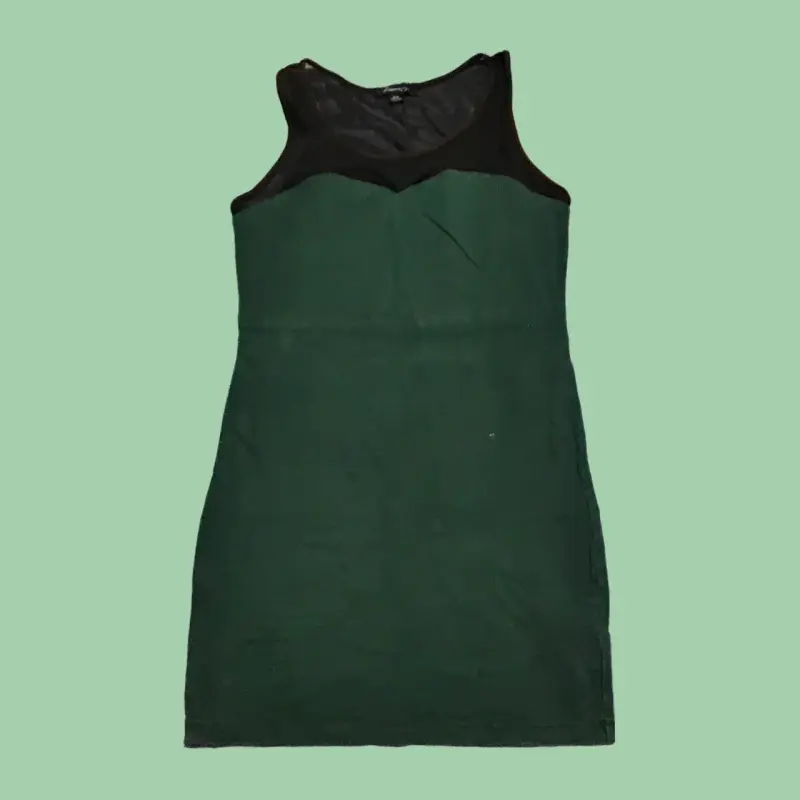 Vestido verde sin mangas con detalle negro