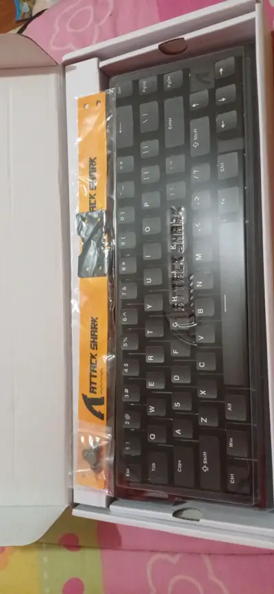 Teclado mecánico RGB ATTACK SHARK - miniatura 7