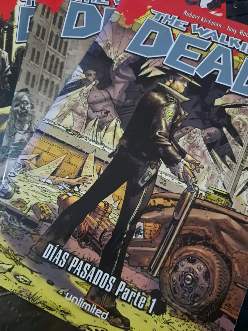 Colección de cómics The Walking Dead en español - 4