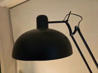 Lámpara de pie articulada negra moderna - miniatura 4