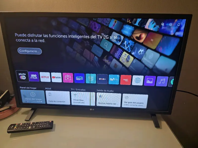 Smart TV LG Pulgadas 32, tiene una raya - 1