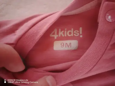 Polera manga larga infantil con diseño de gatito - miniatura 2