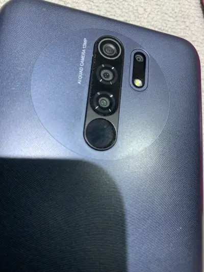 Smartphone Motorola con MIUI 13 y cámara cuádruple - miniatura 3