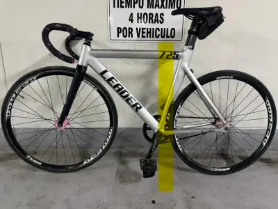 Bicicleta Fixie Leader 725 - miniatura 2