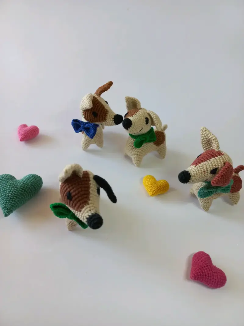 Llavero Perritos con Corbatín tejido a crochet - 3
