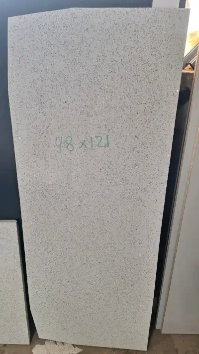 Plancha de cuarzo para encimera 48x121 cm - miniatura 1