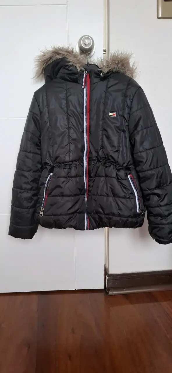 Parka negra niños Tommy hilfiger talla M (8/10) - 1