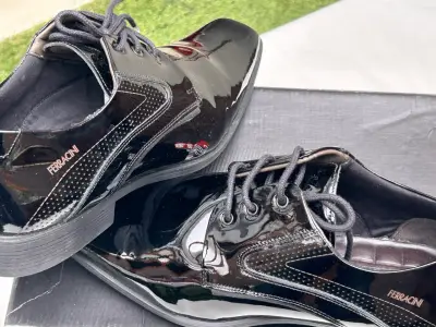 Zapatos de vestir negros Ferracini para hombre - miniatura 1