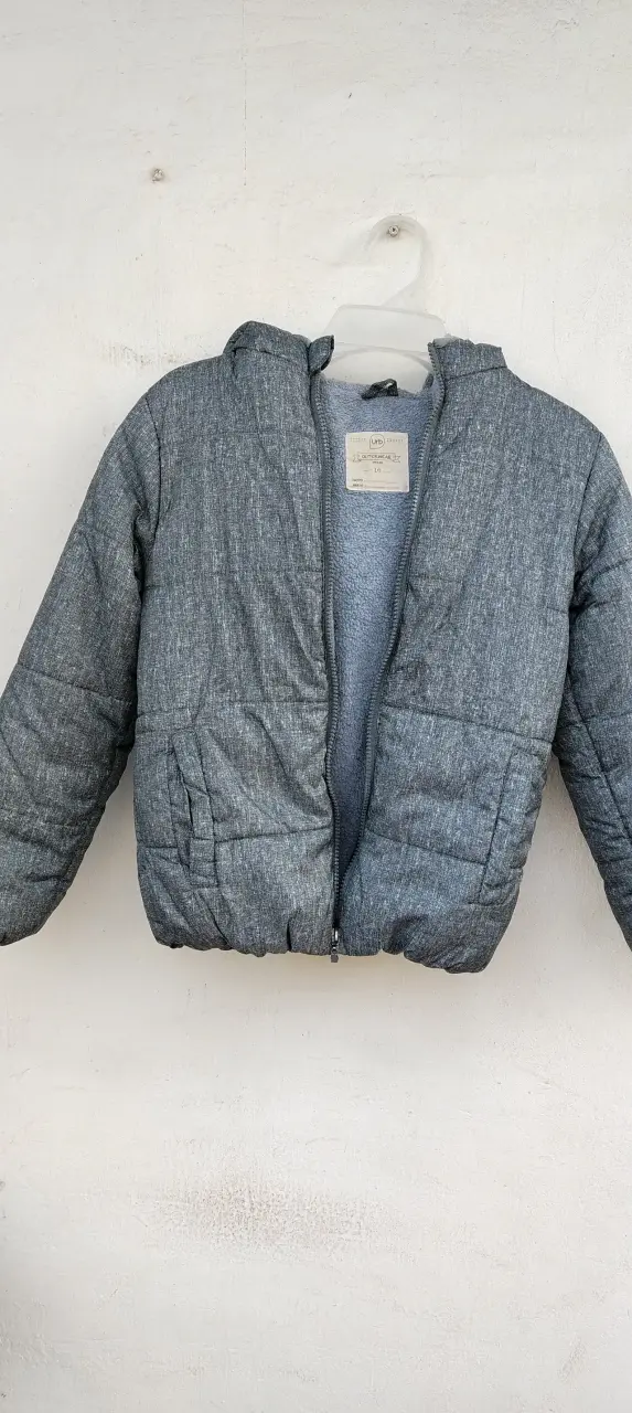 Chaqueta acolchada Tommy Hilfiger con capucha de piel - 4