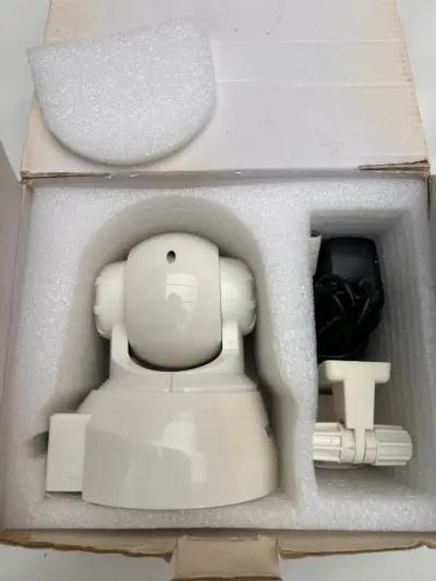 Cámara de Seguridad IP Inalámbrica - miniatura 2