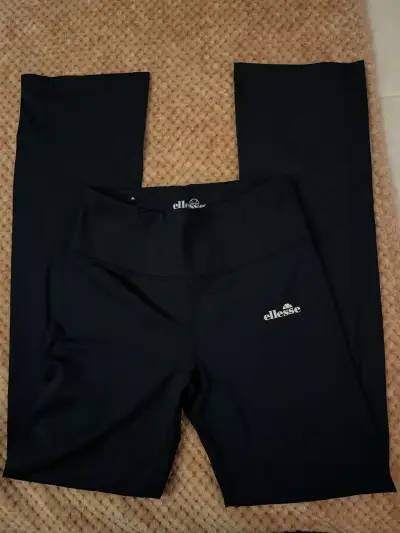 Conjunto deportivo mujer Ellesse negro - miniatura 2