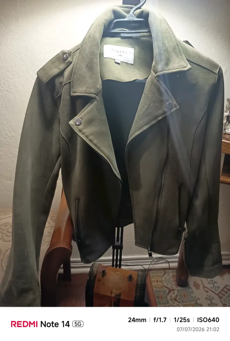 Chaqueta verde militar estilo biker para mujer - 1