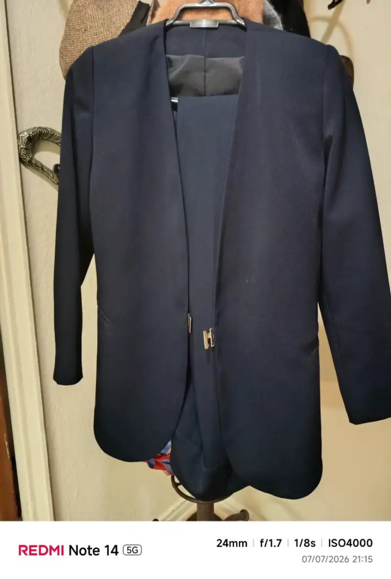 Traje dos piezas, ideal para trabajo oficina - 2