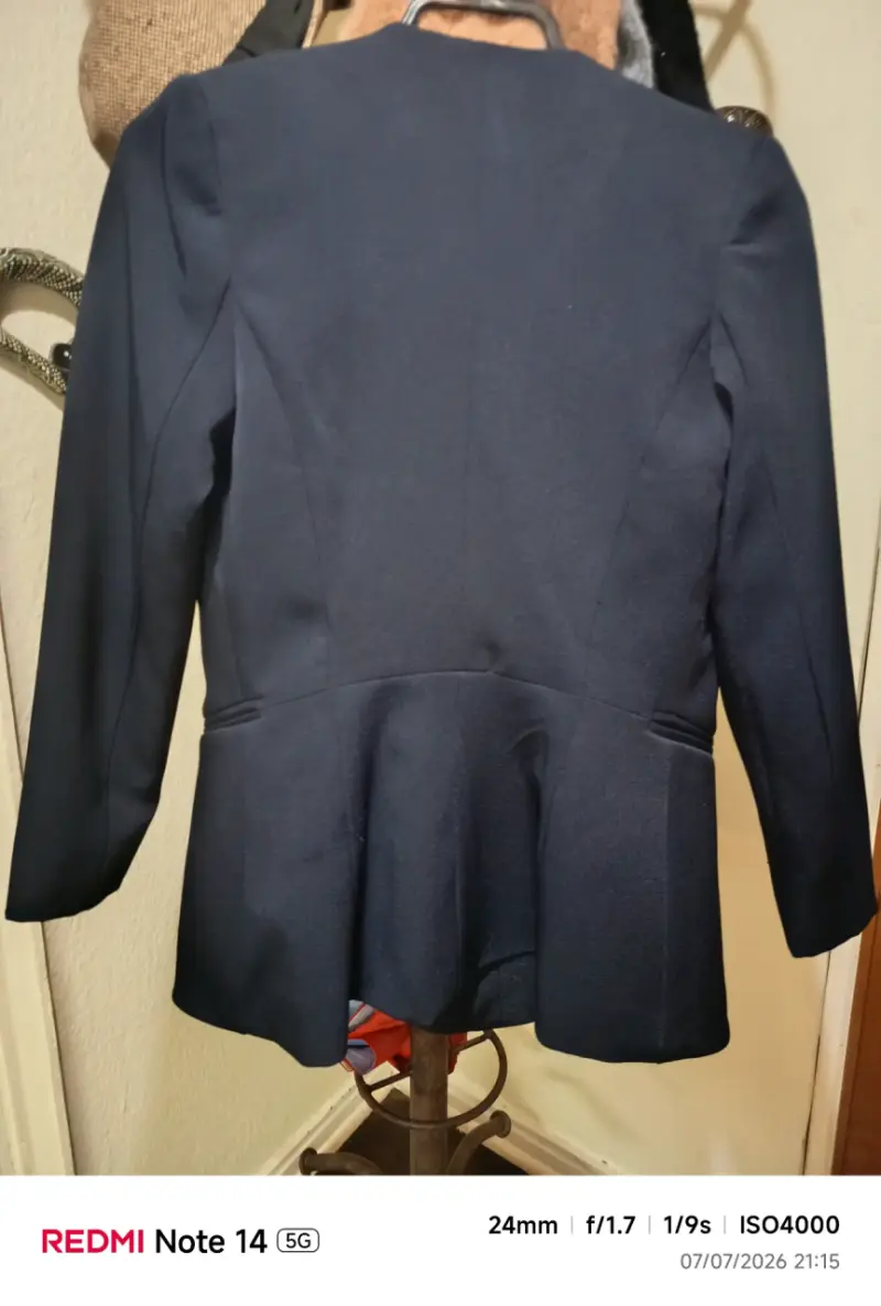 Traje dos piezas, ideal para trabajo oficina - 3