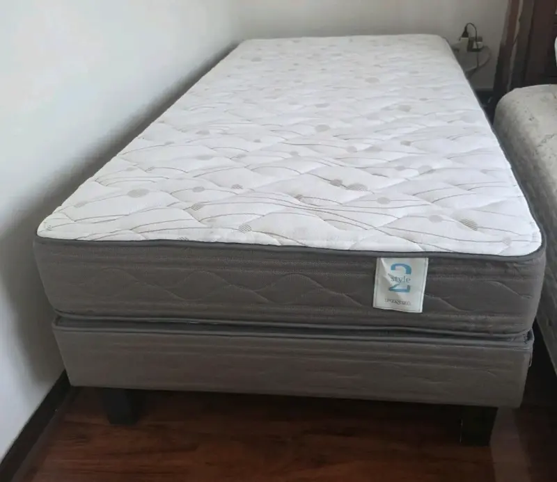 Cama europea Rosen Ergo T, sin uso, 1.5 plaza - 1
