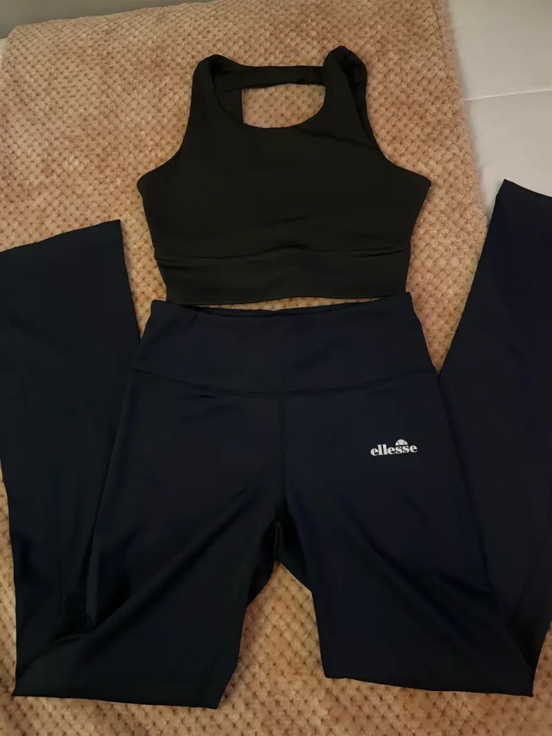 Conjunto deportivo mujer - 1