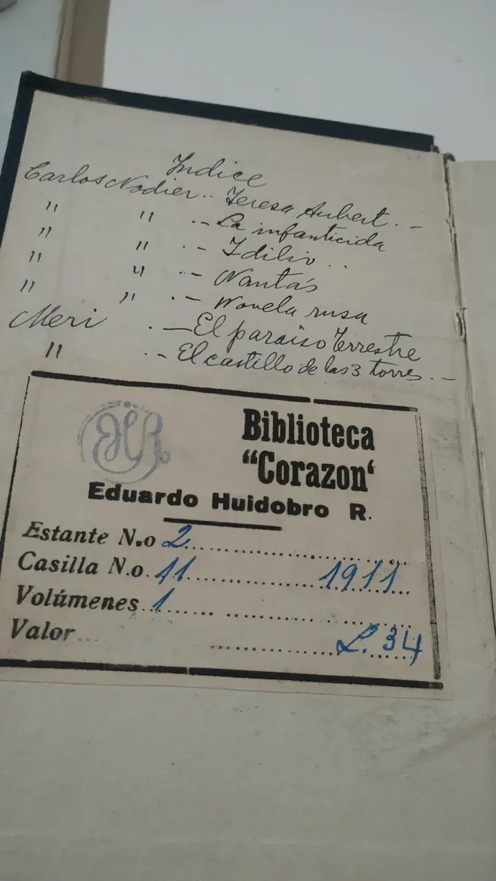 Libro con dos obras antiguas (Fantástica/Hsitorica - 3