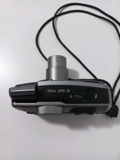 Cámara analógica Canon Prima Super 28 con flash - miniatura 3
