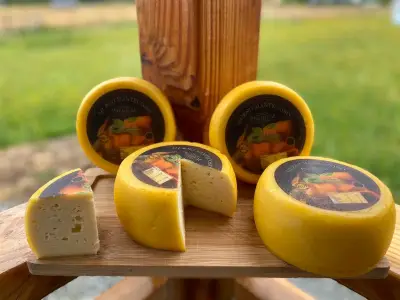 Queso Mantecoso Patagonia Kern 1kg - miniatura 3