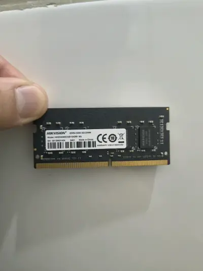 Memoria RAM DDR4 8GB Hikvision SO-DIMM - miniatura 1