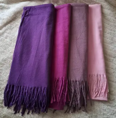 Bufandas de cashmere en varios colores - miniatura 2