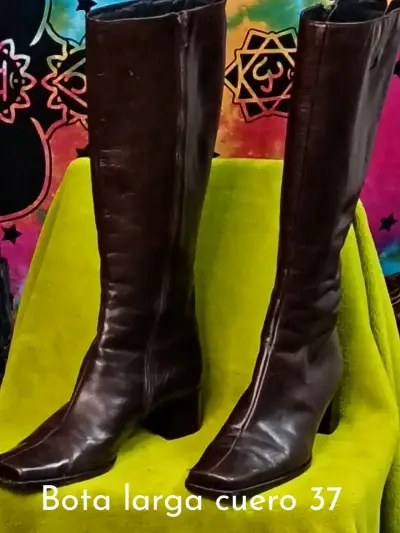 Botas largas de cuero marrón talla 37 - miniatura 1