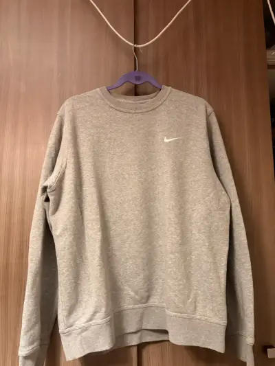 Polerón Nike gris para hombre - miniatura 1