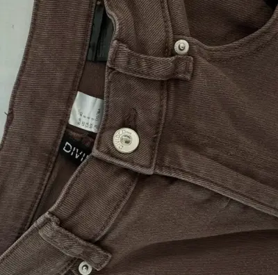 Jeans marrones de mujer - miniatura 2