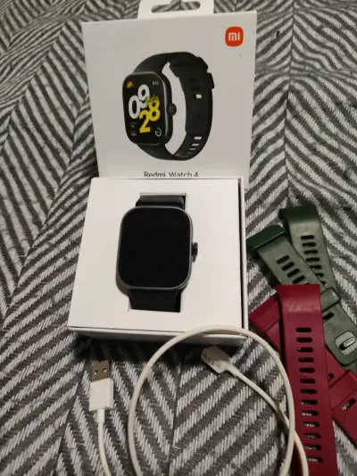 Smartwatch Xiaomi Redmi Watch 4 con correas intercambiables - miniatura 1