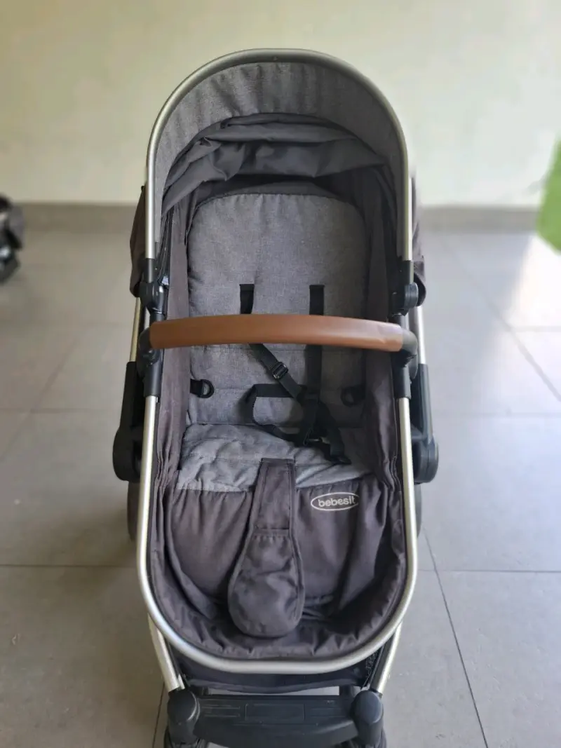 Coche de bebé Bebesit gris con manillar ajustable - 4
