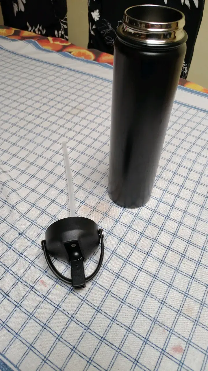 Botella térmica negra con tapa hermética - 5