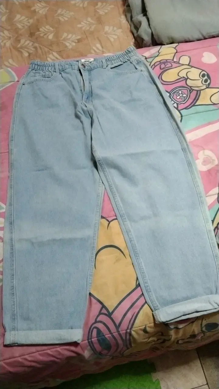 Jeans de mezclilla azul claro para mujer - 3
