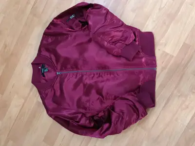 Chaqueta bomber burdeos para mujer - miniatura 2
