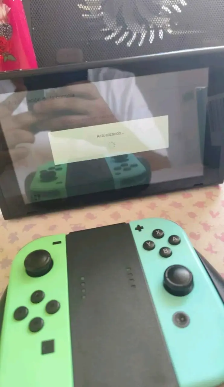 Consola Nintendo Switch Animal Crossing Edición Especial - 3