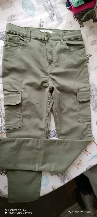 Pantalón cargo verde oliva para mujer - miniatura 1