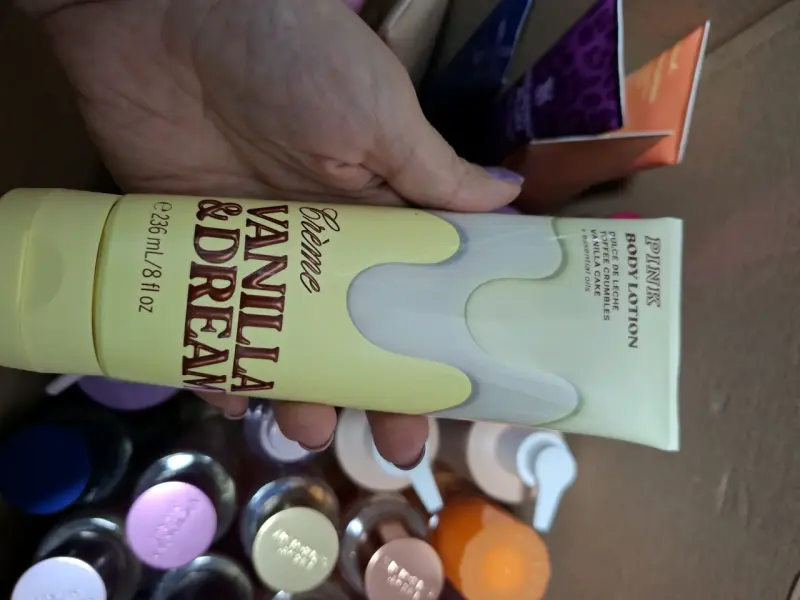 Loción Corporal Victoria's Secret Pistachio Creme - 5